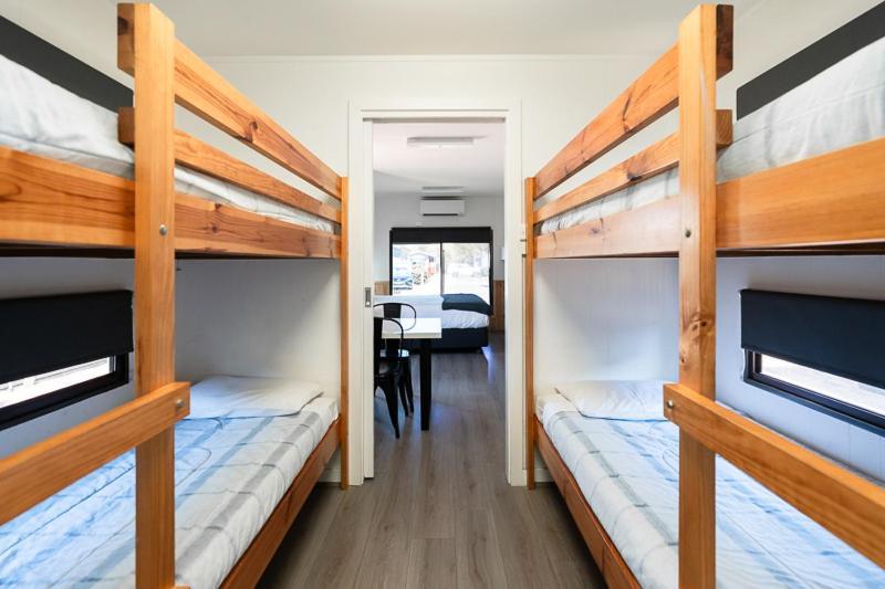Adelaide Caravan Park - Aspen Holiday Parks Habitación foto