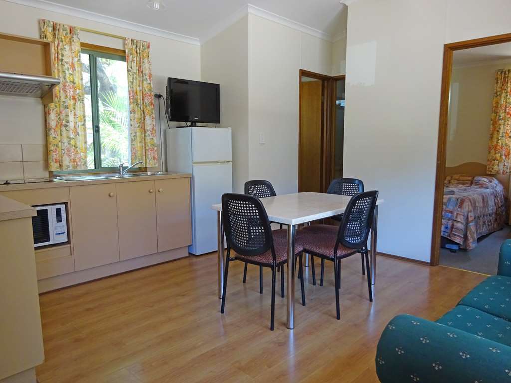 Adelaide Caravan Park - Aspen Holiday Parks Habitación foto